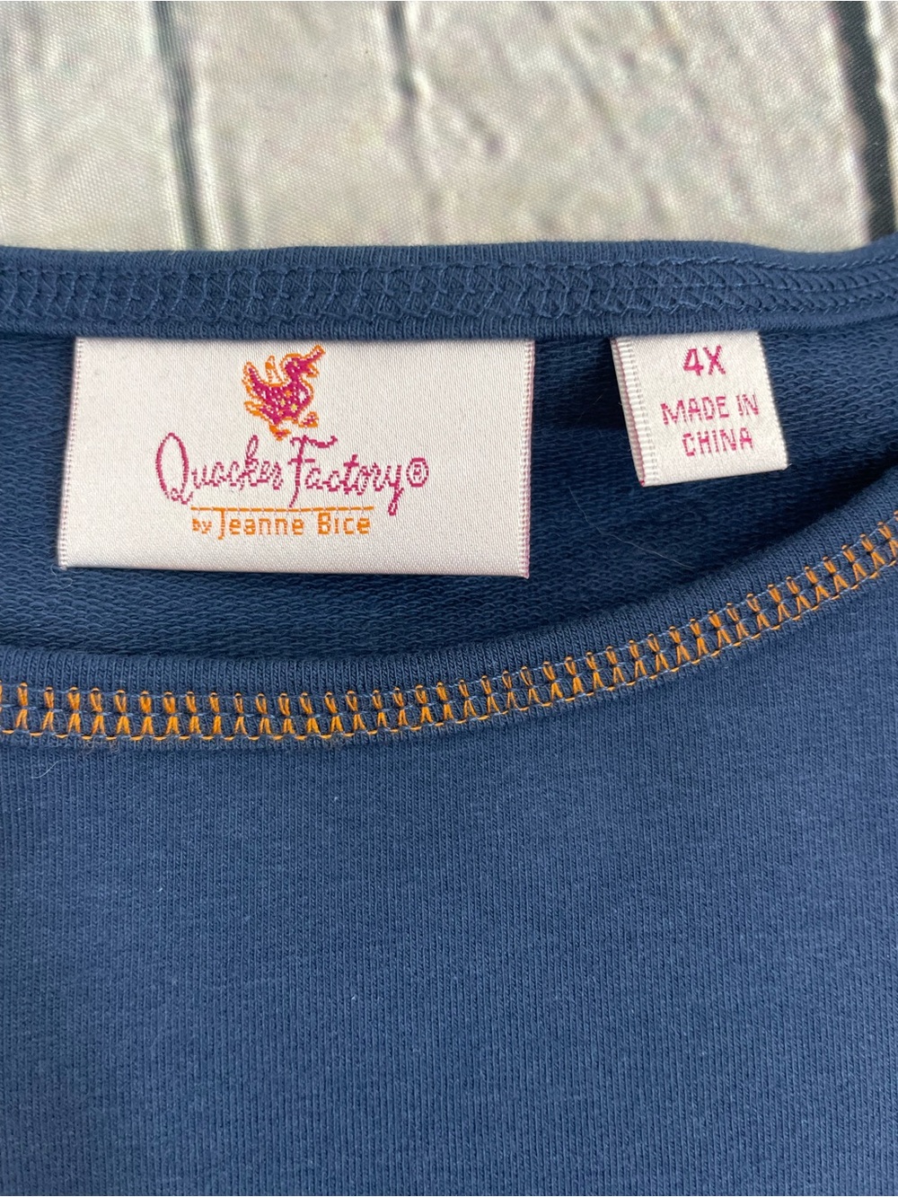 Quacker Factory Kisses of Autumn Sequin French Terry Top Pumpkins size 2X - Picture 10 of 16